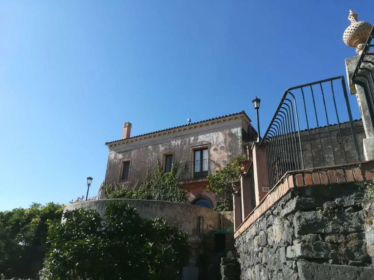Casa vacanze Antico Casale dell'Etna Villa Puntalazzo Italia