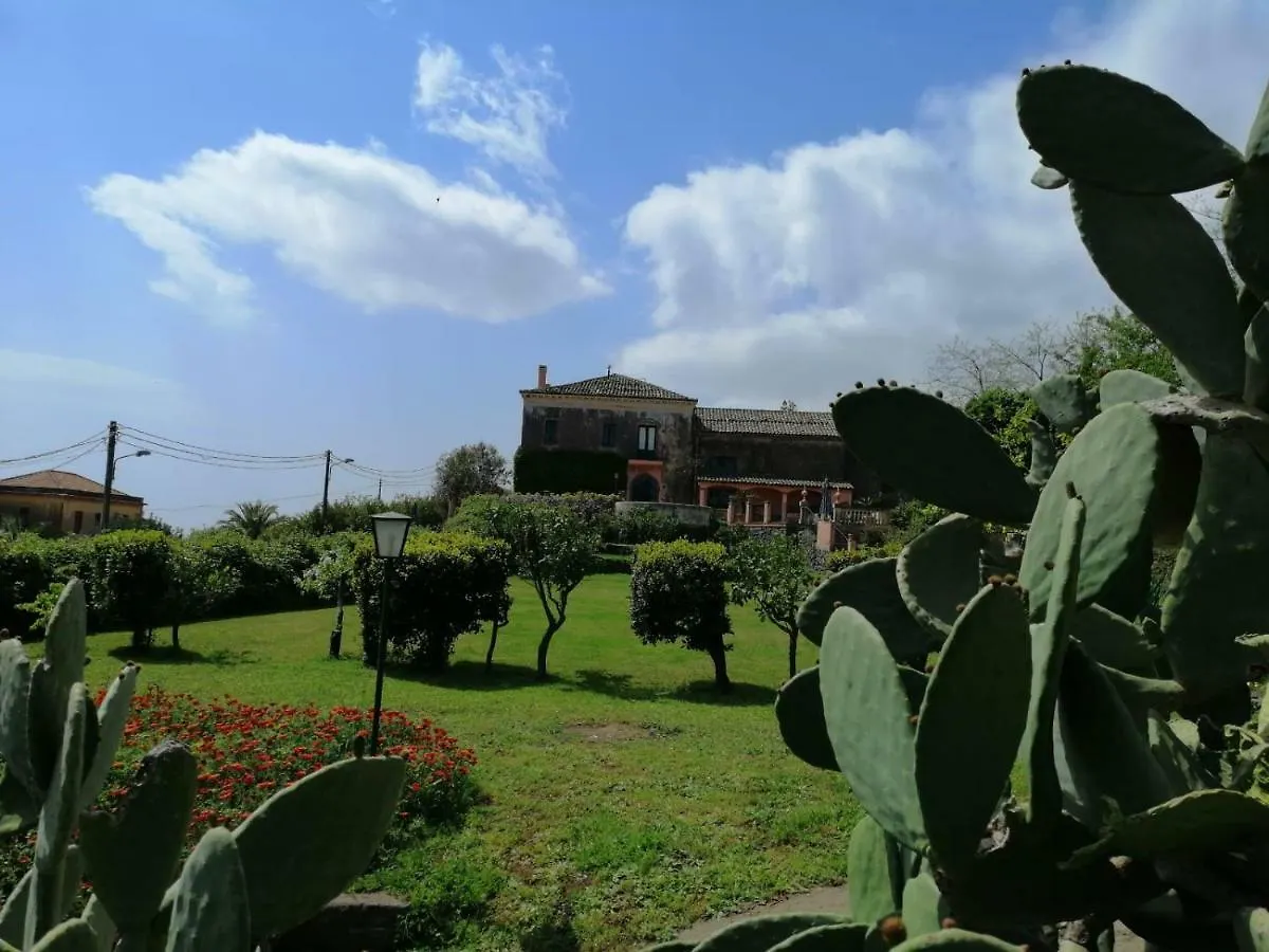 Antico Casale dell'Etna Villa Puntalazzo 0*,